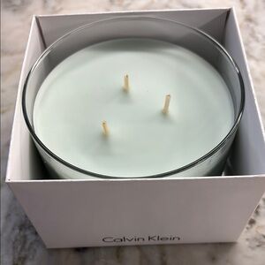 Calvin Klein Meadow Scented Candle